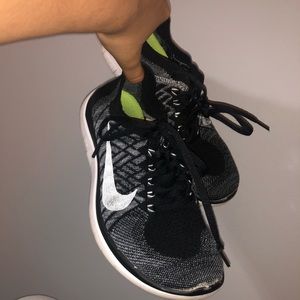 Nike Flyknit Nike Free 4.0